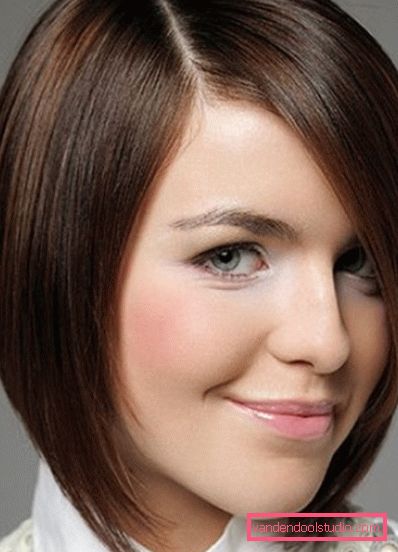 Ženske frizure za srednju kosu za okruglo lice