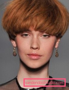 Haircut page Elegantna frizura za kratku i srednju kosu