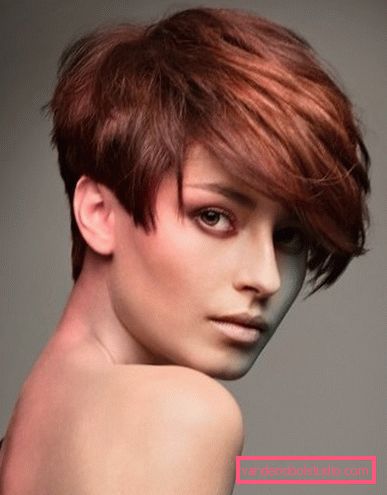 Modelirajte kratke frizure Ženski model šišanja