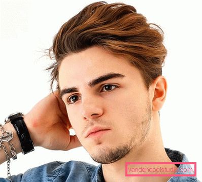 Muške frizure sa češljanim leđima - fotografija