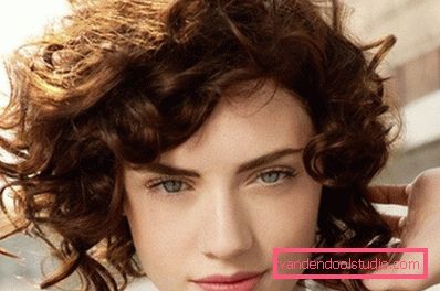 razigrane kovrče
