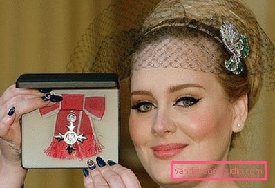 Adele sa babetom na glavi Adele sa babetom na glavi