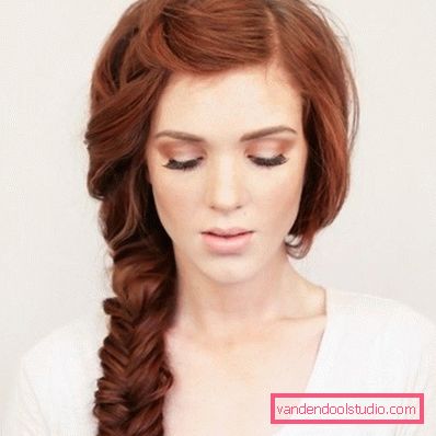 12 elegantnih frizura 8. marta sa fotografijama korak po korak
