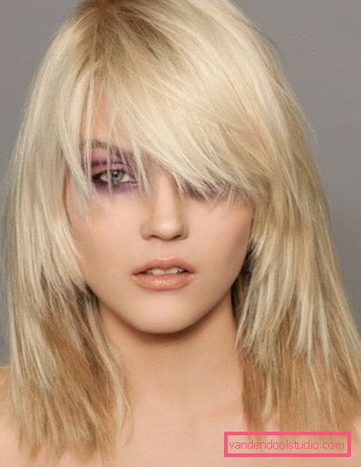 Francuska frizura Sorte i styling francuske frizure