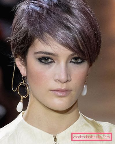 Frizura Pixie za kratku kosu 2018 - 2019 - fotografije sa svih strana