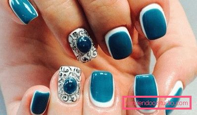 nail art u plavom